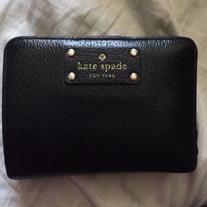 Small Kate Spade wallet